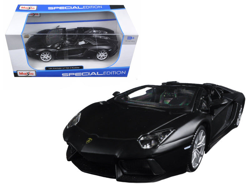 Maisto 1:18 Lamborghini Aventador Coupe, Metallic Blue