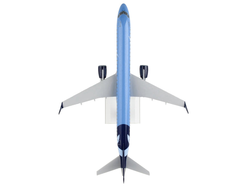 Embraer E195 Commercial Aircraft "Breeze Airways" (N190BZ) Blue (Snap-Fit) 1/100 Plastic Model by Skymarks