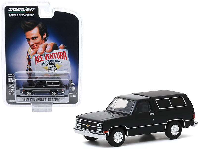 1989 Chevrolet Blazer Black "Ace Ventura: Pet Detective" (1994) Movie "Hollywood Series" Release 28 1/64 Diecast Model Car by Greenlight