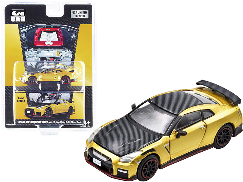 2022 Nissan GT-R (R35) Nismo RHD (Right Hand Drive) Metal Gold and Carbon "Special Edition" Limited Edition to 1200 pieces 1/64 Diecast Model Car by Era Car
