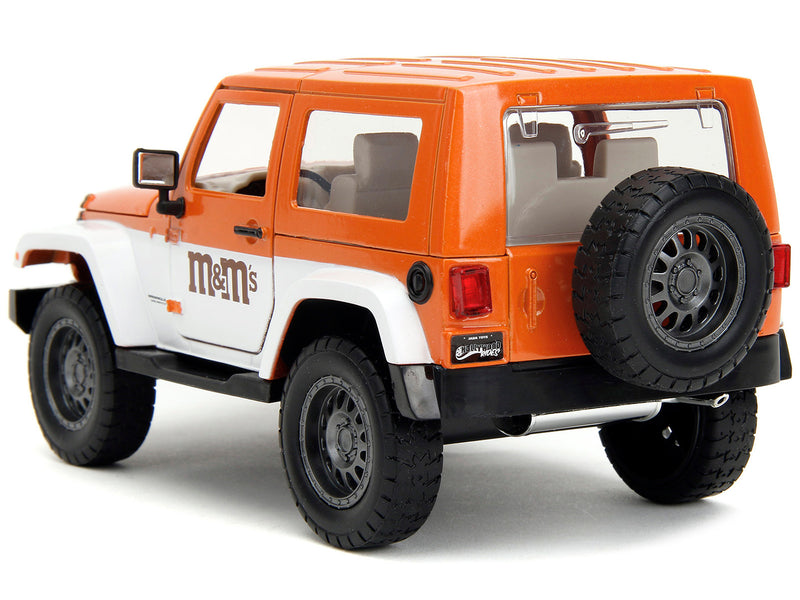 2017 Jeep Wrangler Orange Metallic and White and Orange M&M Diecast Figure "M&M's" "Hollywood Rides" Series 1/24 Diecast Model Car by Jada