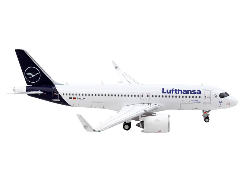 Airbus A320neo Commercial Aircraft "Lufthansa" White with Dark Blue Tail 1/400 Diecast Model Airplane by GeminiJets
