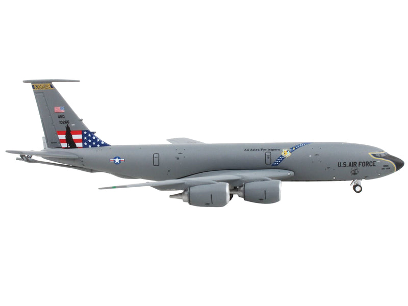 Boeing KC-135 Stratotanker Tanker Aircraft "Kansas Air National Guard" United States Air Force "Gemini Macs" Series 1/400 Diecast Model Airplane by GeminiJets