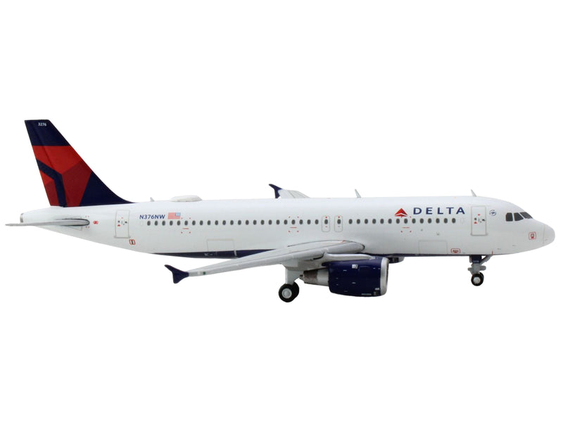 Airbus A320 Commercial Aircraft "Delta Air Lines" White with Red and Blue Tail 1/400 Diecast Model Airplane by GeminiJets