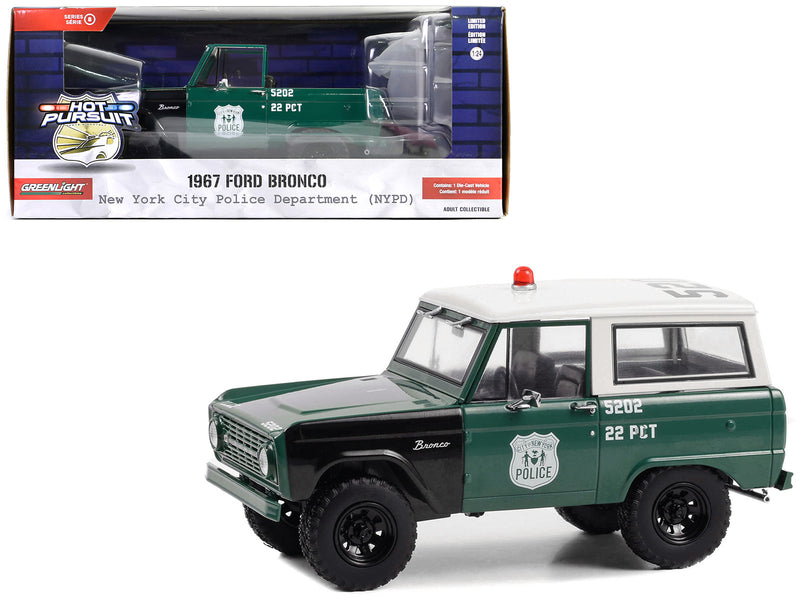 1967 Ford Bronco Green and Black with Tan Top "NYPD (New York City Police Department)" "Hot Pursuit" Series 8 1/24 Diecast Model Car by Greenlight