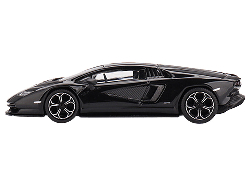 Lamborghini Countach LPI 800-4 Nero Maia Black Limited Edition to 6660 pieces Worldwide 1/64 Diecast Model Car by True Scale Miniatures