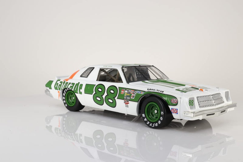 Racecar Model Darrell Waltrip