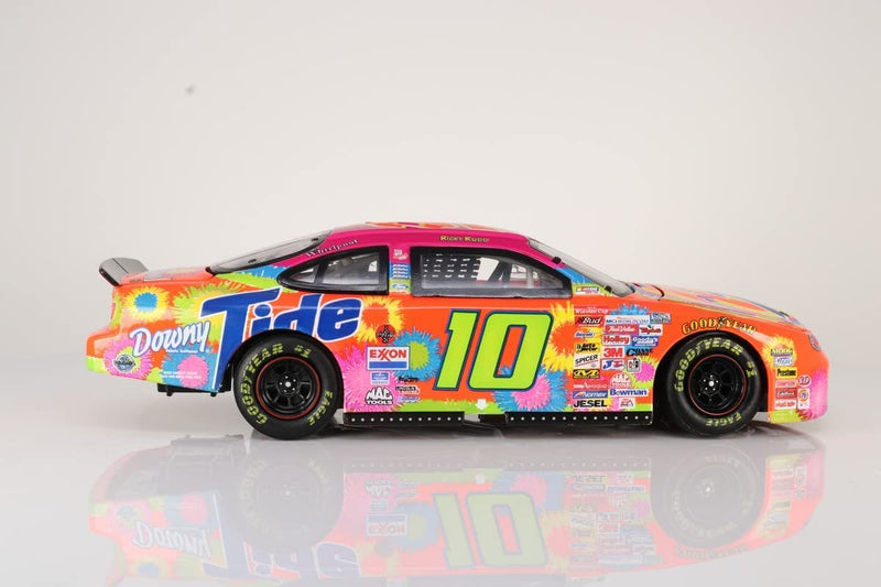 Racecar Model Ricky Rudd