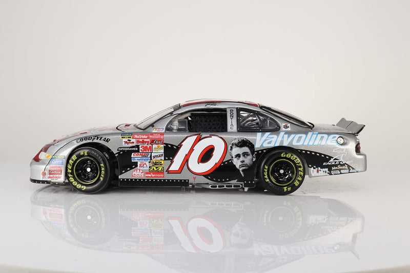 Racecar Model Johnny Benson