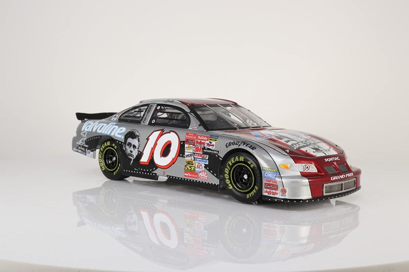 Racecar Model Johnny Benson